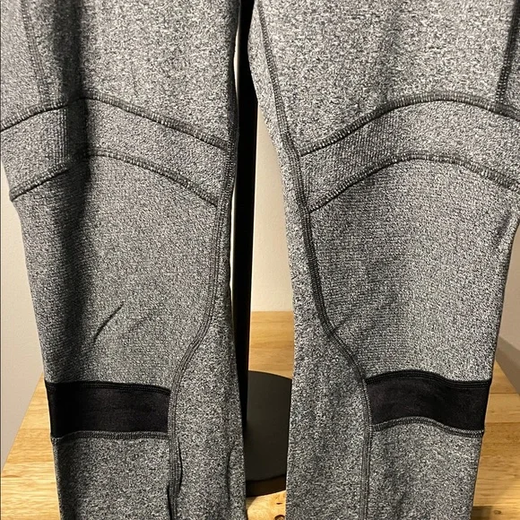 lululemon athletica Gray Leggings - Picture 5 of 7